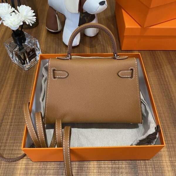 060-lux-women-shoulder-bag--600x600.jpg