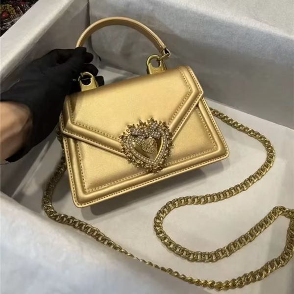 Elegant Top Lux DGG Layer Cow Leather Heart Bow Handbag Shoulder Slant Chain Bag Fashionable Flip Cover Small Square BagBlack High